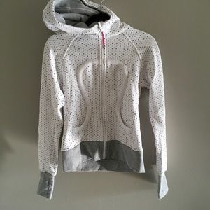 NWOT Luluemon Sweater with Hood Size 4